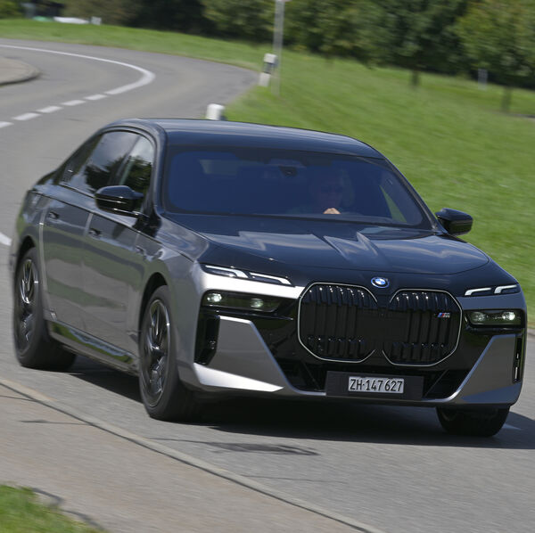 BMW i7 xDrive M70: Über alle Massen